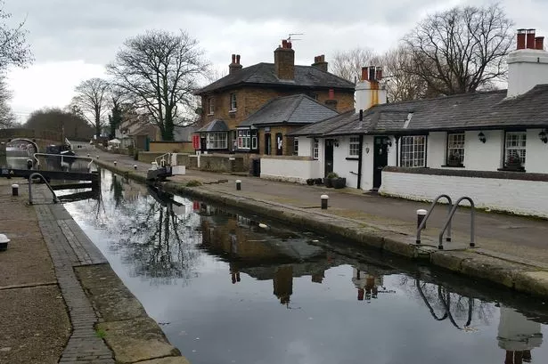 Lock keeper volunteers wanted for Uxbridge's Cowley Lock on Grand Union Canal